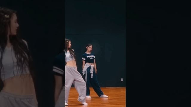 [Mirrored] New Jeans - "New Jeans" Dance Practice(Minji Focus) смотреть онлайн