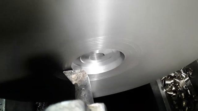 расточка отверстия. смотреть онлайн