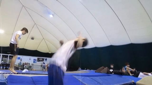Тренировка в спортзале "Батыр" смотреть онлайн