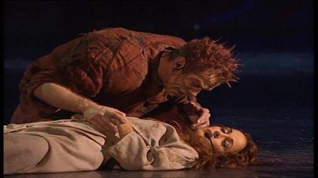 Notre Dame de Paris - Danse Mon Esmeralda (Garou) смотреть онлайн