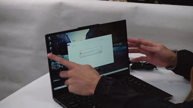 Laptop at Yakap - Chuwi Larkbook Unboxing смотреть онлайн