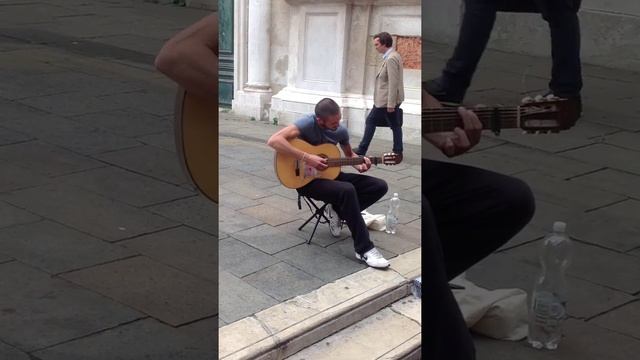 Уличный певец Венеции (strada del cantante di Venezia) смотреть онлайн