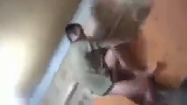 Мужик упал со шкафа. смотреть онлайн