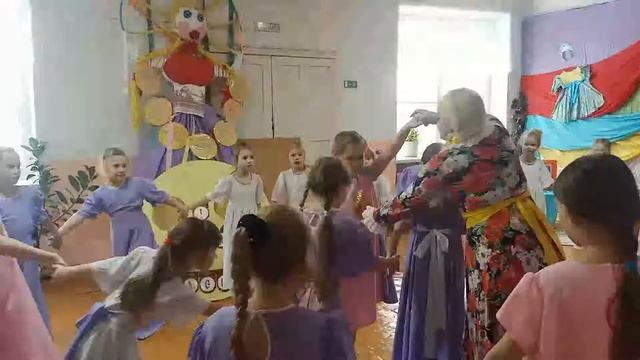 МКУДО Дом детского творчества"Масленичные посиделки" смотреть онлайн