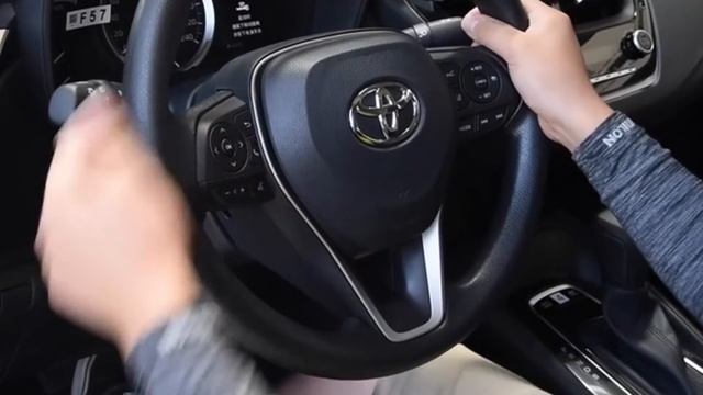 Toyota Corolla 2023 New Version Dual Engine 1.8L E-CVT Elite Edition смотреть онлайн