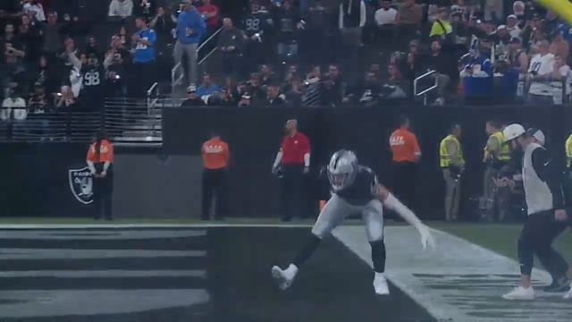 Breaking down the Raiders' future at quarterback with NFL analyst смотреть онлайн