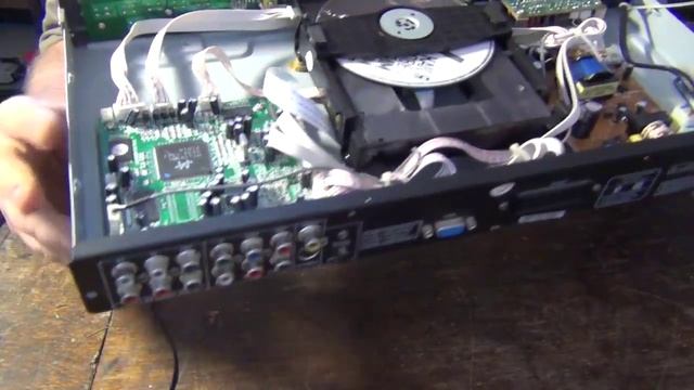 Ремонт Dvd плеера своими руками. Сброс до заводских настроек.