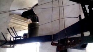 Звон колоколов на Демидовской башне в Невьянске.