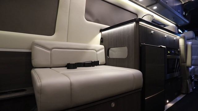 Airstream 2023 Interstate 24 GL-e Class B Motorhome смотреть онлайн