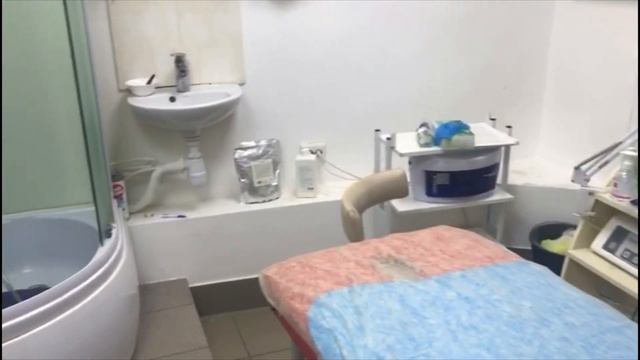 Продается эконом парикмахерская по цене оборудования. Переуступка права аренды. смотреть онлайн