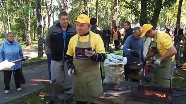 На фестивале «Голос ремесел» в Вологде сваляли валенки с закрытыми глазами смотреть онлайн