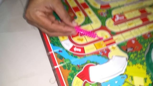 Game of life (board game) unboxing, setting up and instructions смотреть онлайн