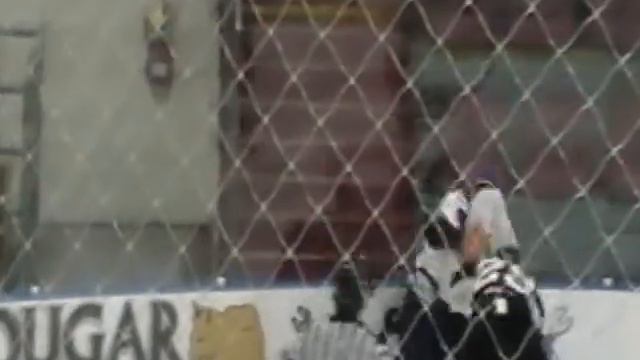 ERIK PEDERSEN First AJHL fight. смотреть онлайн