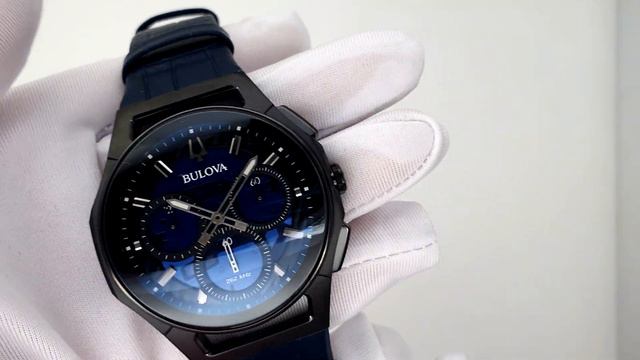 Первый в мире изогнутый хронограф - Bulova CURV 98A232 смотреть онлайн