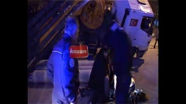 Kozan’da bir işçinin üzerine devrildi смотреть онлайн