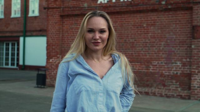 Sony FX 30 Footage Test Slow Motion 240 fps смотреть онлайн