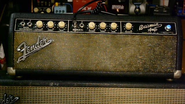 '64 Fender "Tuxedo" Bassman 6G6-B Restoration смотреть онлайн