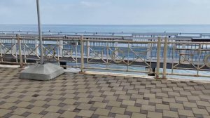 АЛУШТА. ПРОФЕССОРСКИЙ УГОЛОК. НАБЕРЕЖНАЯ В АПРЕЛЕ