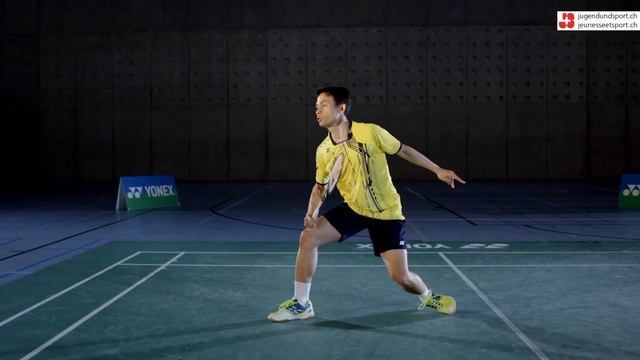 Badminton: Abwehr Vorhand lang (von vorne) смотреть онлайн