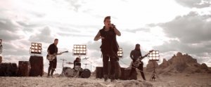 Papa Roach - Face Everything And Rise