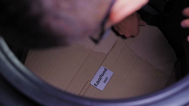 ЗАКОПАЛИ КАПСУЛУ ВРЕМЕНИ НА 100 ЛЕТ смотреть онлайн