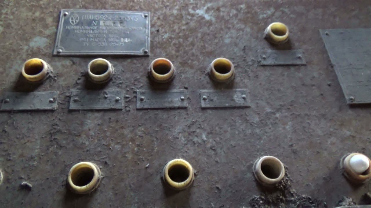 Заброшенные ЗЕРНО-ОБРАБАТЫВАЮЩИЕ здания в деревне. Развлекательное видео смотреть на рутуб