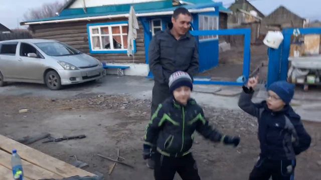 В 2018 25 марта было тепло. Был шашлык смотреть онлайн