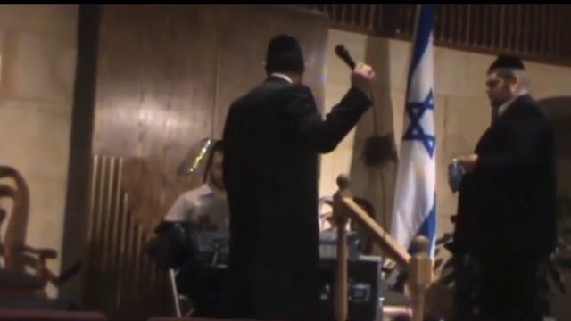 Yossi Shtendig In The Beginning Of His Music Career смотреть онлайн