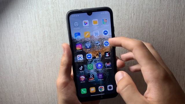 Что делать если написано "Приложение не Поддерживается на вашем Android Устройстве" ? смотреть онлайн