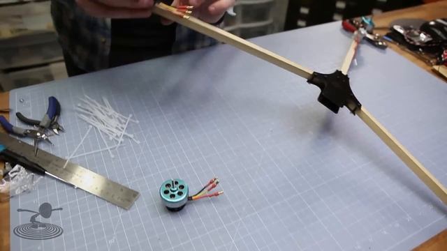 Flite Test - Tricopter - SCRATCH BUILD