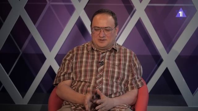 ИЛЬЯ ОЛЕЙНИКОВ | Еврей из «Городка» смотреть онлайн