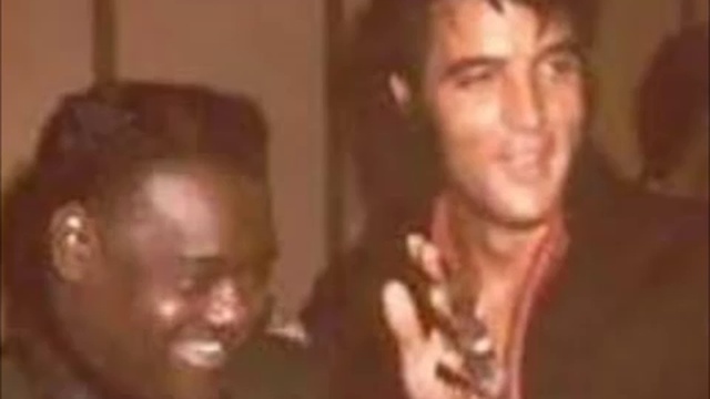 Fats Domino & Elvis Presley - Blueberry Hill Love Me смотреть онлайн