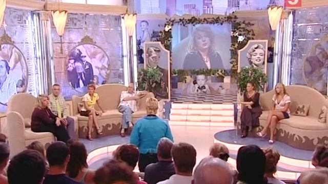 Жизнь как жизнь. «Выжить в женском коллективе» смотреть онлайн