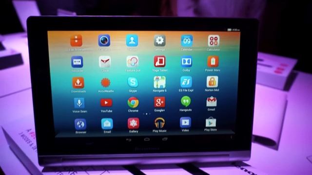 Hands on with the Lenovo Yoga Tablet 10" (Android OS) смотреть онлайн