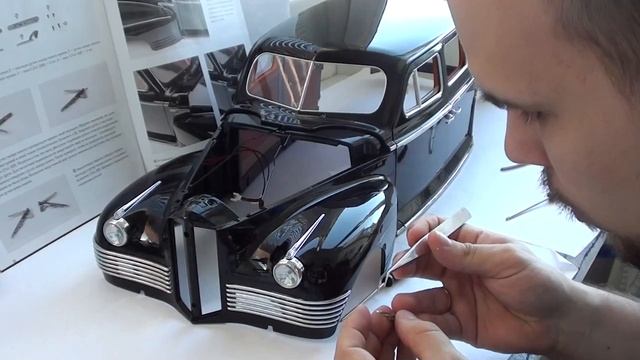 ЗИС 110 1/8 | DeAgostini | Выпуск 96 Установка замков капота, ОНИ ФУНКЦИОНАЛЬНЫЕ. смотреть онлайн