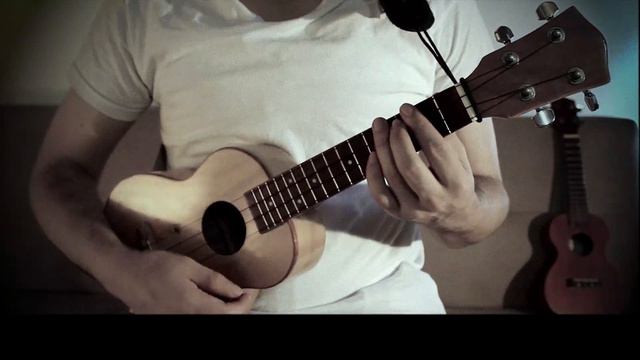 LIVING IN THE SUNLIGHT - TINY TIM *UKULELE COVER + CHORDS* смотреть онлайн