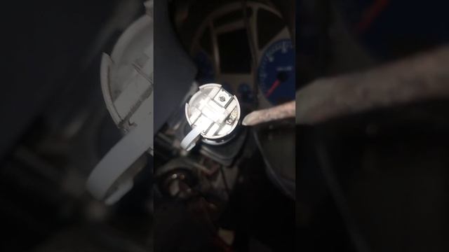 Ремонт Ричага Рітардера на вантажному автомобілі Iveco Stralis , ремонт кнопок круїз контролю смотреть онлайн