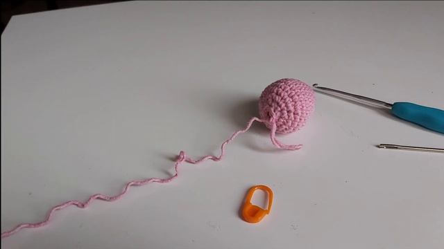 Crochet Strawberry Amigurumi ? video tutorial DIY, easy and cute смотреть онлайн