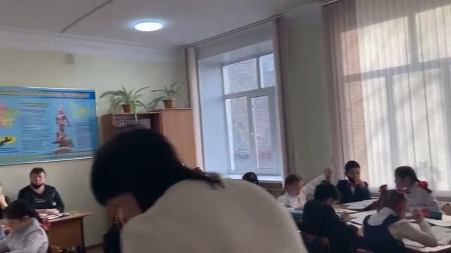 Урок русского языка во 2 классе.Корень слова.Родственные слова. смотреть онлайн