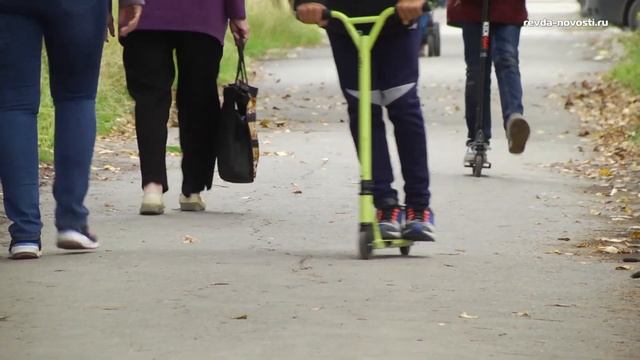 Тротуары, лестницы, переходы. В Ревде продолжаются работы по благоустройству смотреть онлайн