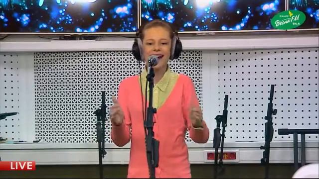Анна Егорова Iowa 'Улыбайся' cover смотреть онлайн