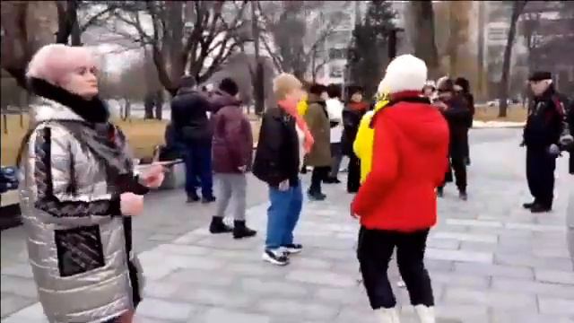 ТЫ ЖЕНЩИНА МОЯ,МОНА ЛИЗА!!! смотреть онлайн