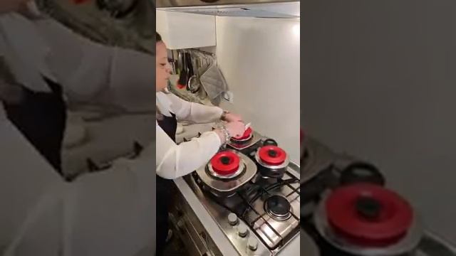 RISOTTO PARMIGIANO CON FUNGHI CON MAGIC COOKER смотреть онлайн