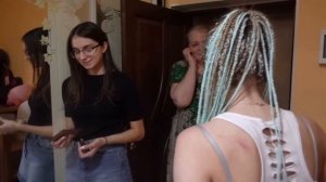 VLOG Батон залез в клетку к Лимону. У Кати ночует подружка. Эпицентр.
