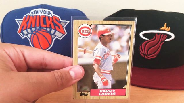 Barry Larkin Rookie Card Review! смотреть онлайн