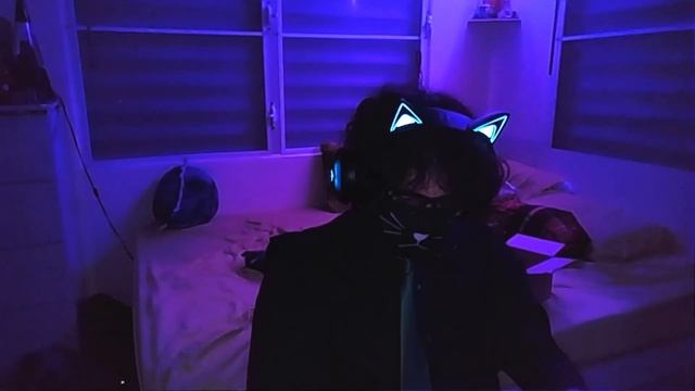 WHAT'S IN THE BOX? - Opening Random Boxes смотреть онлайн