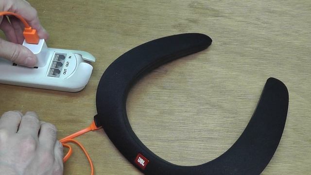JBL Soundgear Batterie laden - so geht's richtig смотреть онлайн
