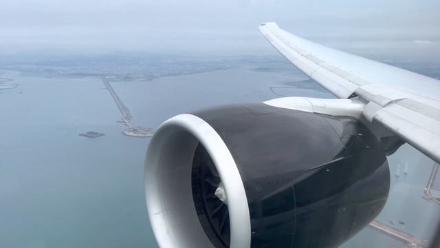 Air Canada - YVR to ICN - Landing смотреть онлайн