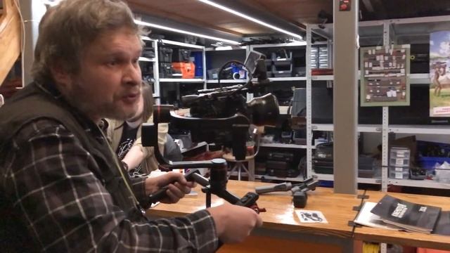 Fosicam Profi 2. Пока 31500 руб. Тянет камеры больше чем Crane 2 смотреть онлайн