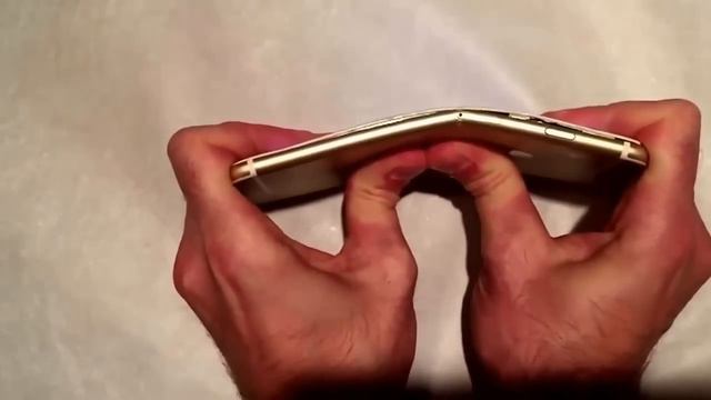 iPhone 6 Plus Bend Test Жесть как легко сломать!!! смотреть онлайн